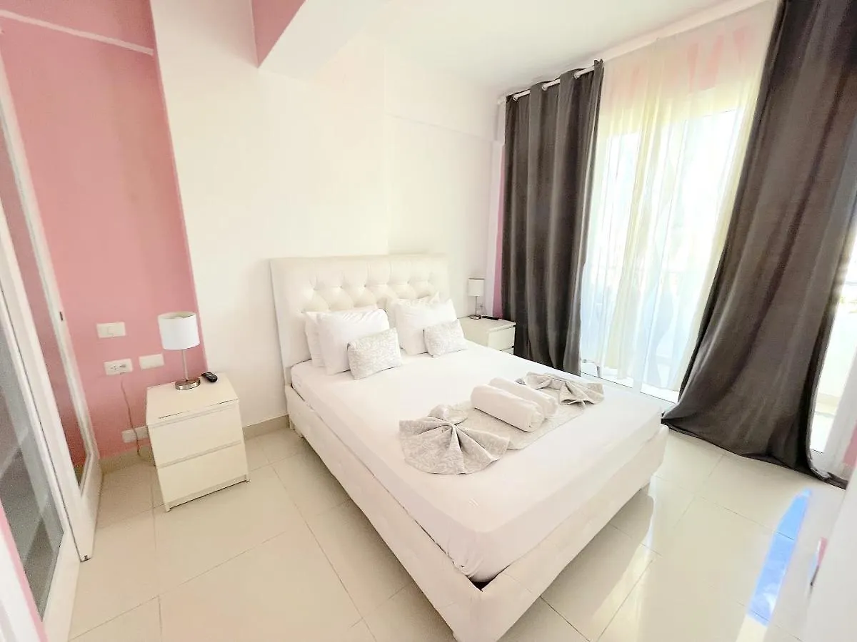 Ducassi Suites Rooms & Beach - Playa Bavaro - Wifi - Parking - Rooftop Pool & Spa Punta Cana 5*,